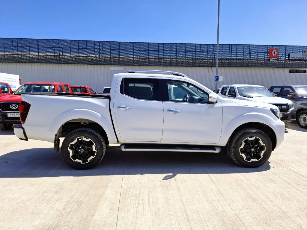Nissan Navara Navara Dc 4x4 2.3tdi Le año 2023