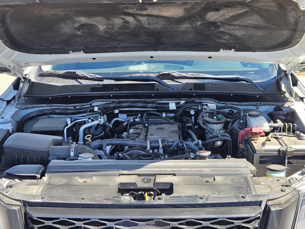 Nissan Navara Dc 4x2 2.3tdi Se Mt año 2023