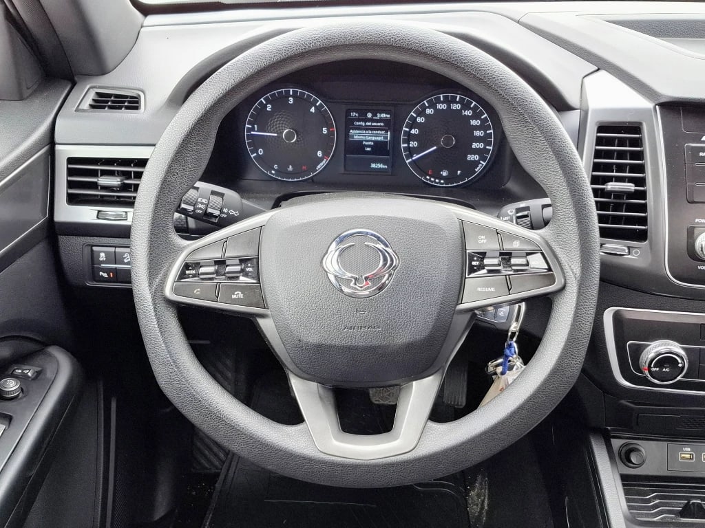 Ssangyong Grand Musso Grand Musso 2.2 4x2 Mt Full-Ql612 año 2023
