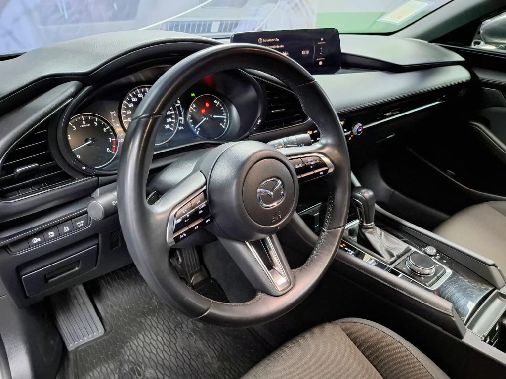 Mazda 3 Sport 3 Sp V 2.0 7g 6at año 2024