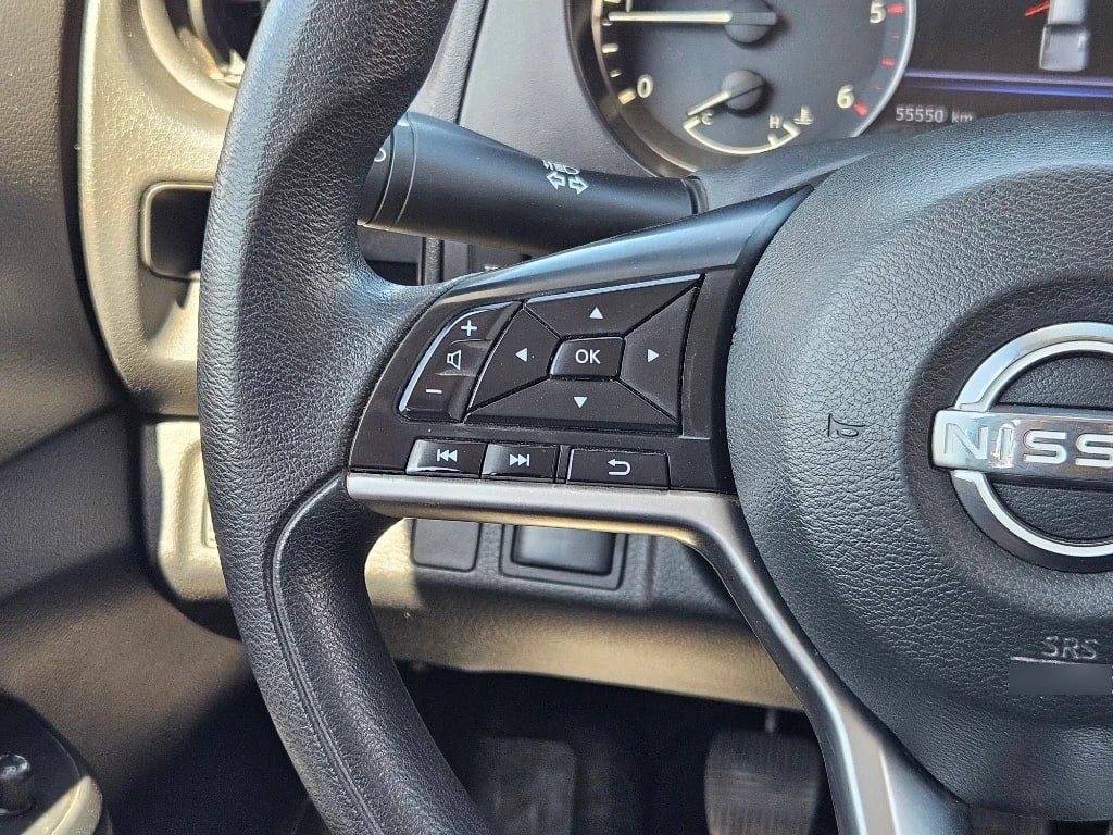 Nissan Navara Dc 4x2 2.3tdi Se Mt año 2023