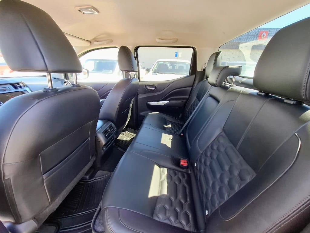 Nissan Navara Navara Dc 4x4 2.3tdi Le año 2023