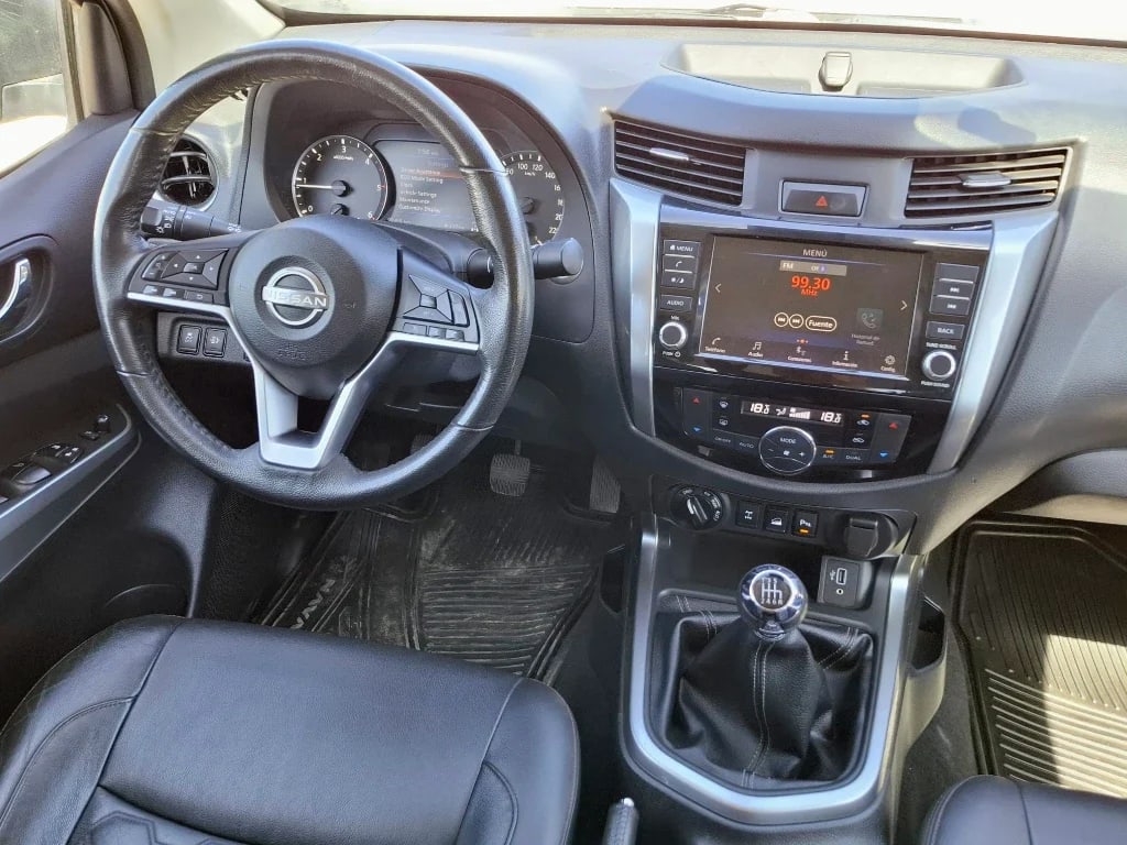 Nissan Navara Navara Dc 4x4 2.3tdi Le año 2023
