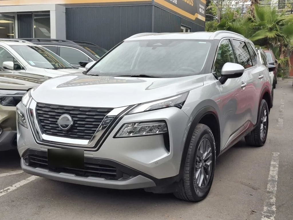 Nissan X-Trail 4x2 7p Cvt 2.5 año 2024