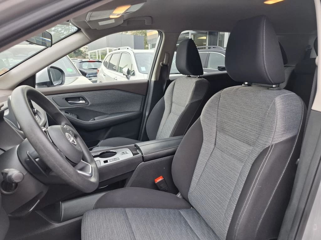 Nissan X-Trail 4x2 7p Cvt 2.5 año 2024