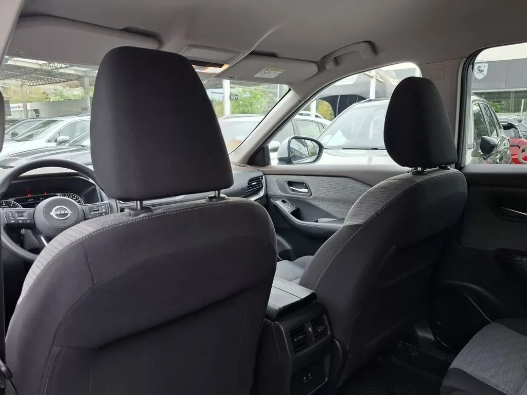 Nissan X-Trail 4x2 7p Cvt 2.5 año 2024