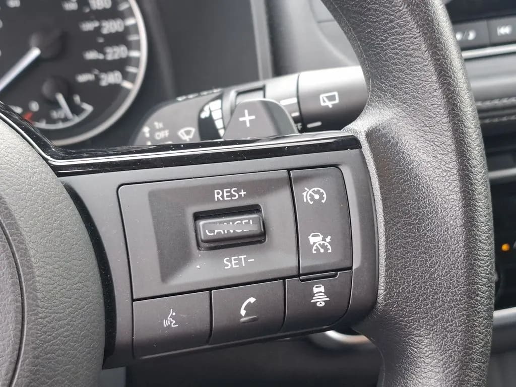 Nissan X-Trail 4x2 7p Cvt 2.5 año 2024