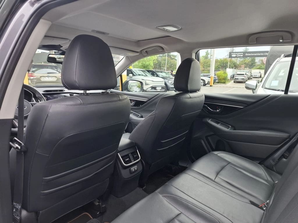 Subaru Outback At Awd año 2023