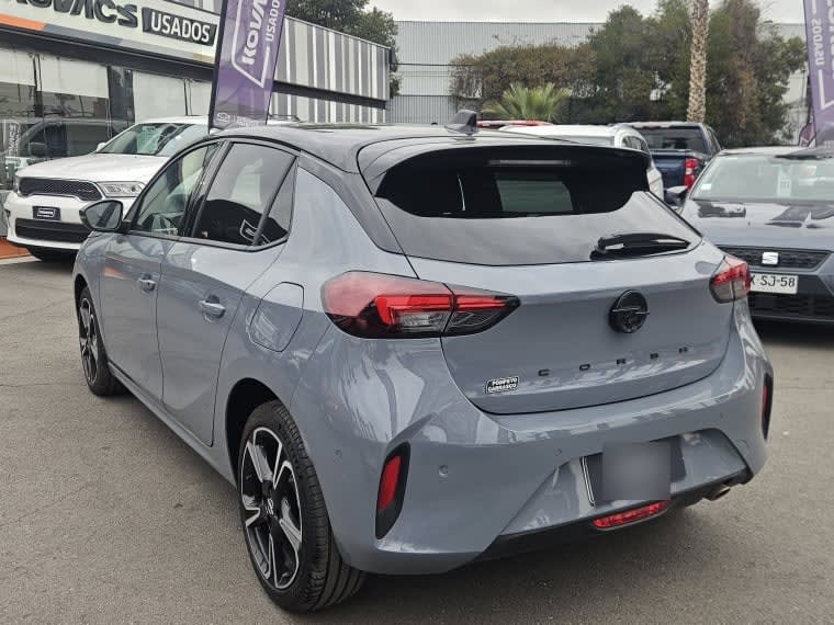 Opel Corsa 1.2 Gs Line At año 2025