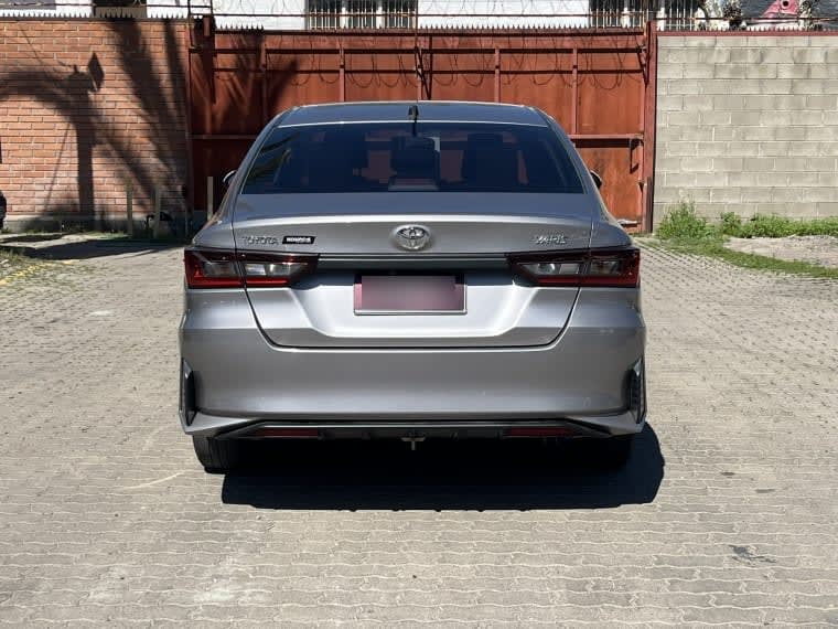 Toyota Yaris 1.5l I Mt año 2025