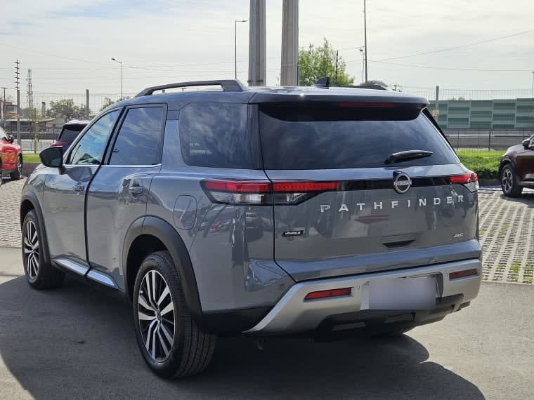 Nissan Pathfinder Exclusive 4wd año 2026