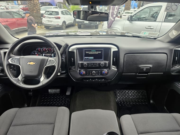 Chevrolet Silverado 5.3 Lt Aut 4x4 año 2015