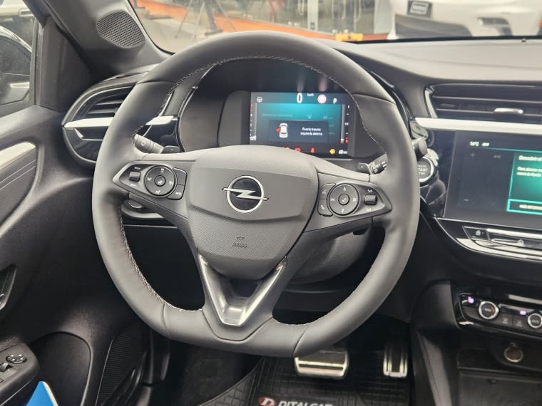 Opel Corsa 1.2 Gs Line At año 2025