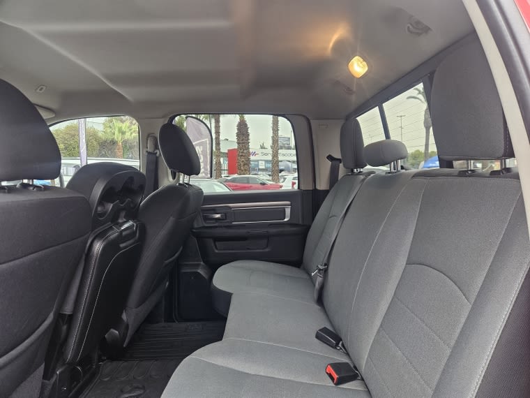 Ram 1500 3.6 Crew Cab Slt At 4x4 año 2023