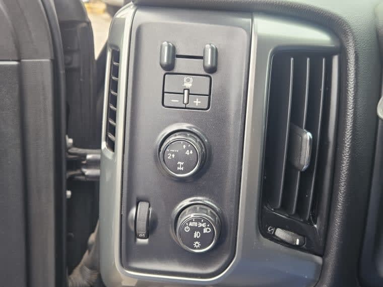Chevrolet Silverado 5.3 Lt Aut 4x4 año 2015