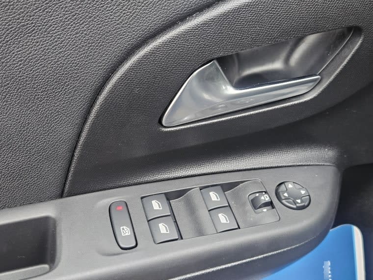 Opel Corsa 1.2 Gs Line At año 2025