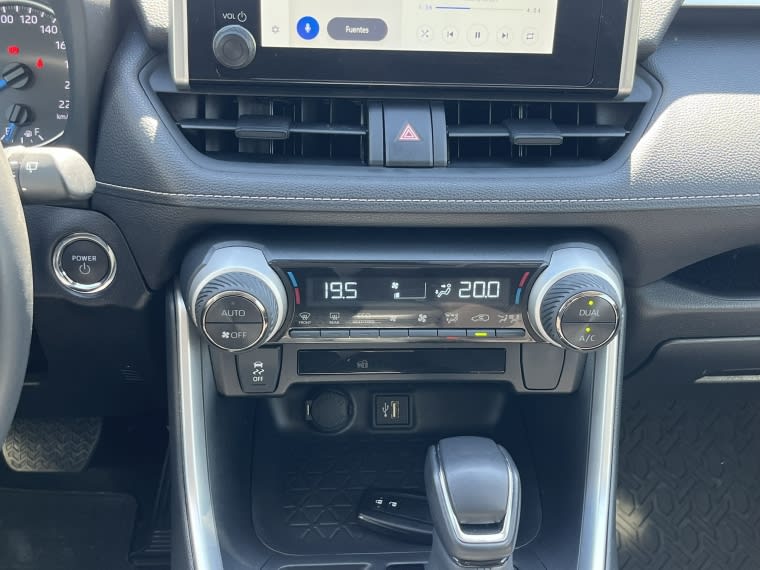 Toyota Rav4 2.5 Xle Hev año 2025