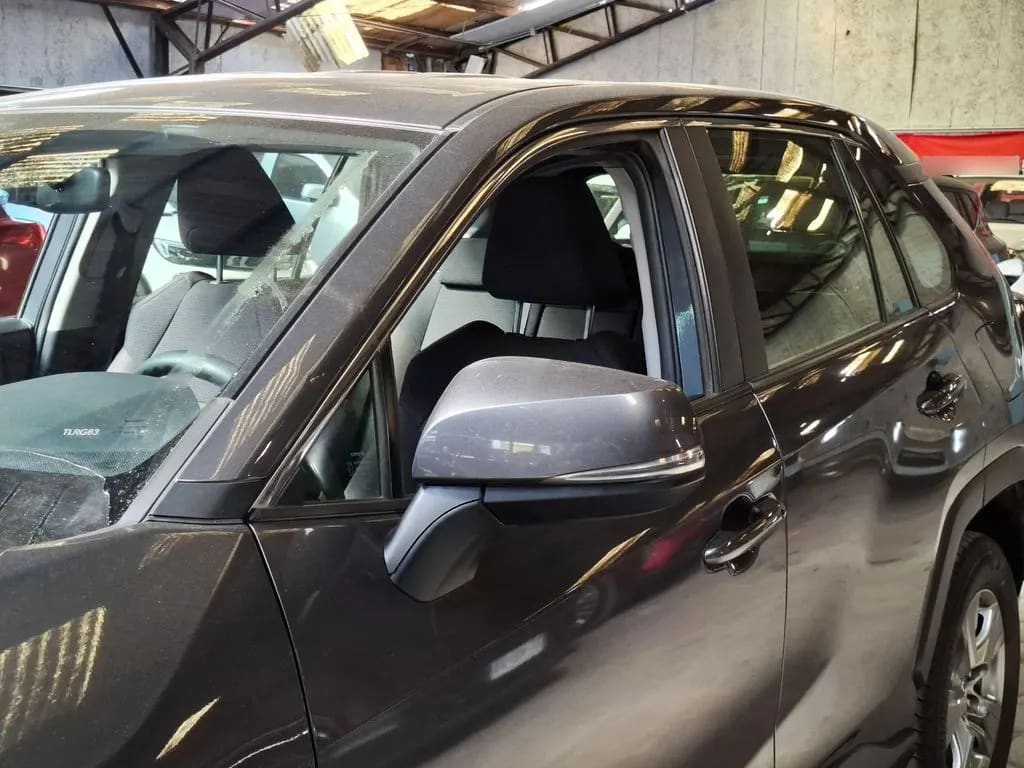 Toyota Rav4 2.0 Le Mt año 2024