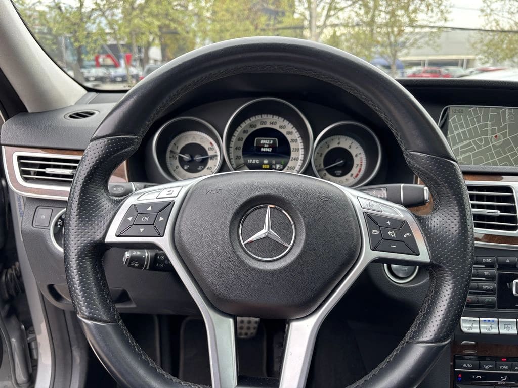 Mercedes-Benz E 500 V8 año 2014