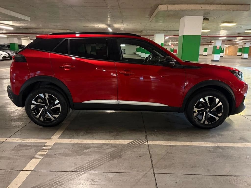 Peugeot 2008 Allure Pack 130 Eat8 1.2 Aut año 2023