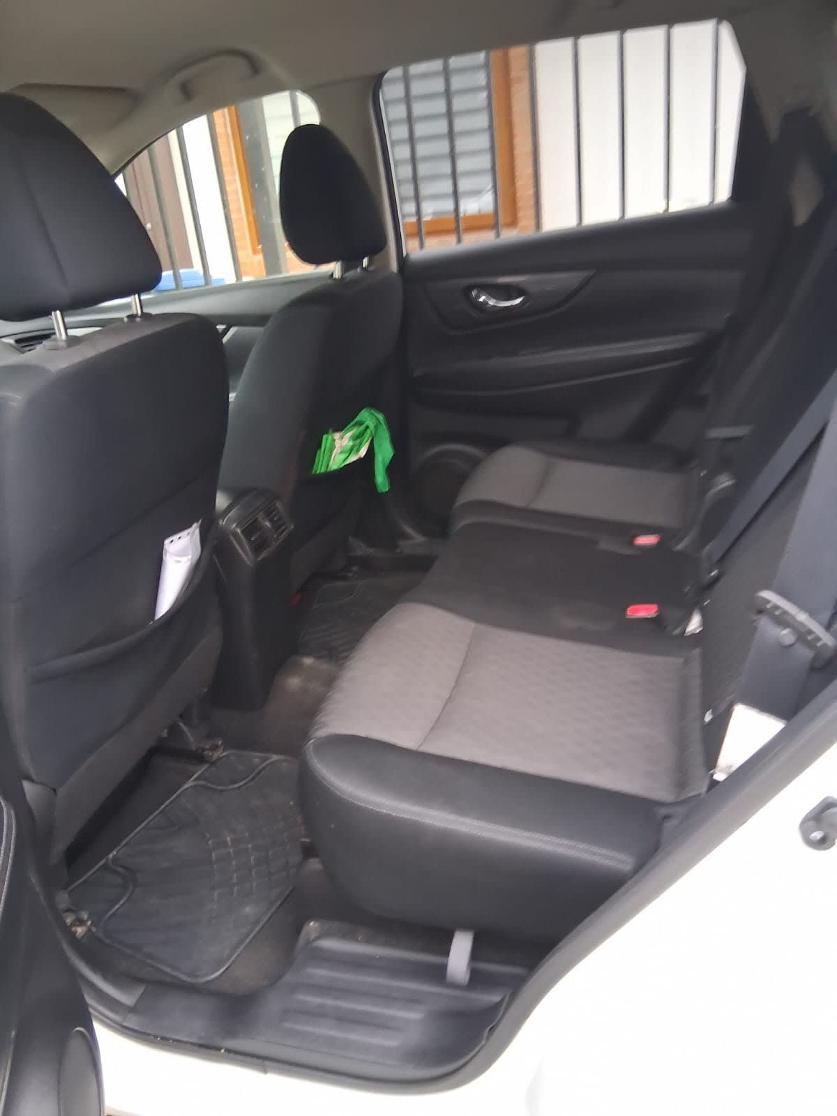 NISSAN X-TRAIL 2.5 Sense At año 2020