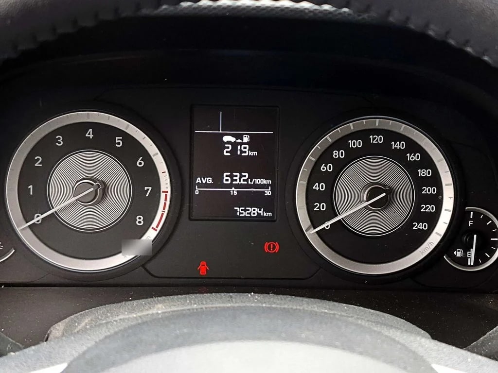 Hyundai Creta 1.5 Plus 4x2 Cvt At 5p año 2024