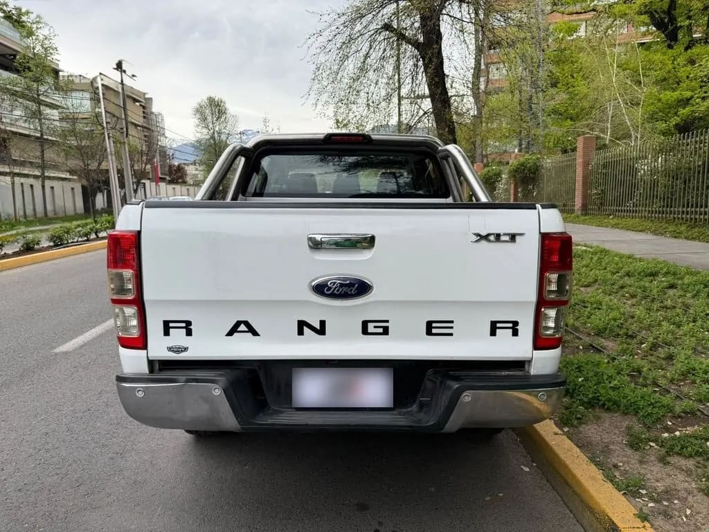Ford Ranger Xlt 3.2 Dcab 4x4 Mec año 2015