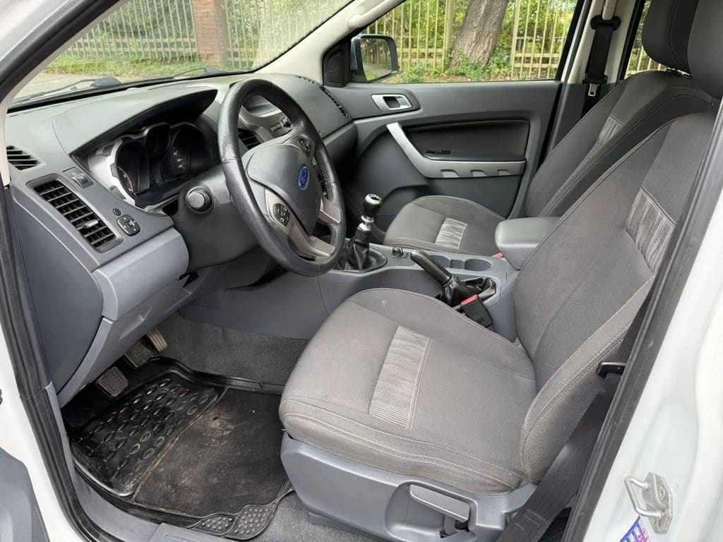 Ford Ranger Xlt 3.2 Dcab 4x4 Mec año 2015