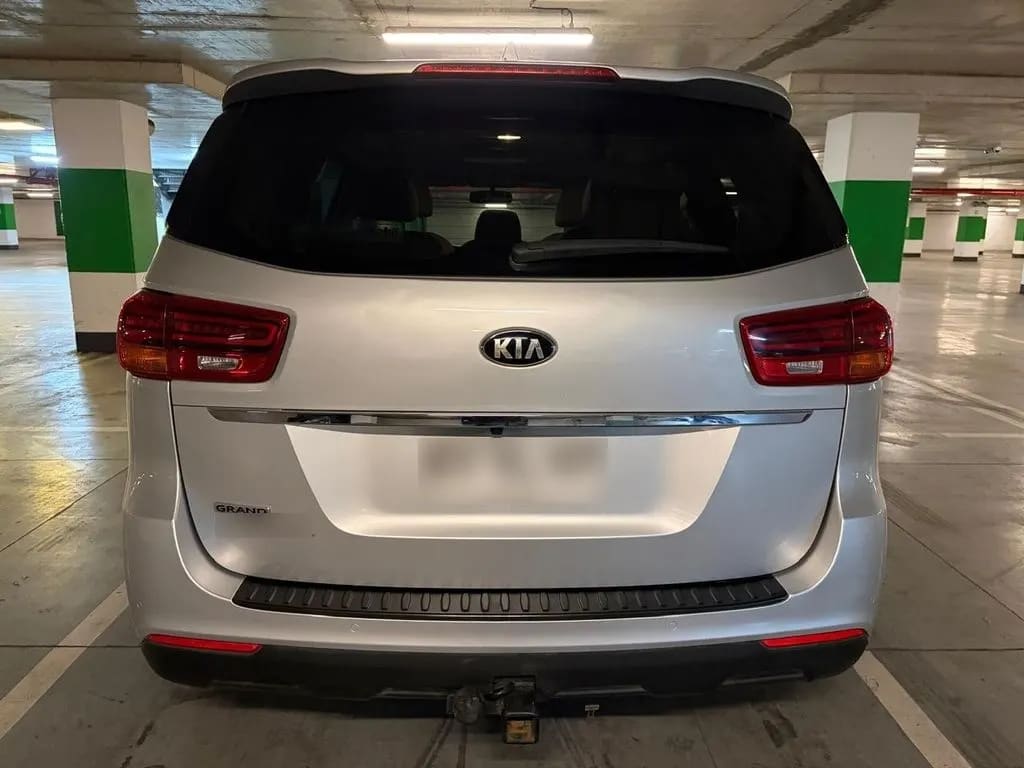 Kia Grand Carnival Ex 3.3 Aut año 2019