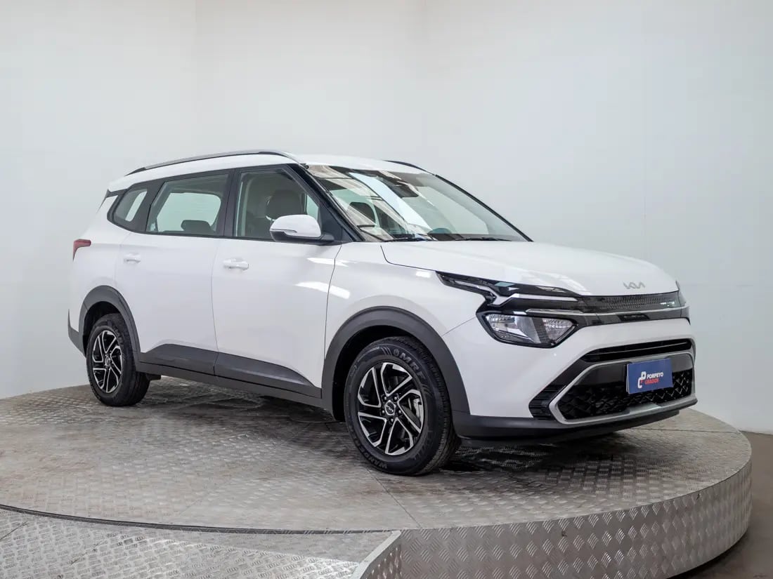 Kia Carens 1.5 T Ex At año 2025