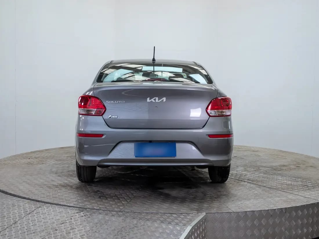 Kia Soluto 1.4 Lx Ac Mt año 2024