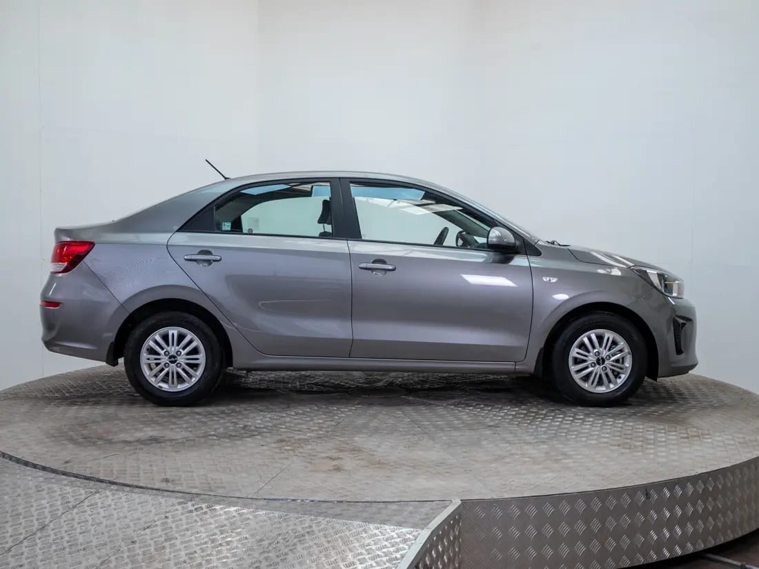 Kia Soluto 1.4 Lx Ac Mt año 2024