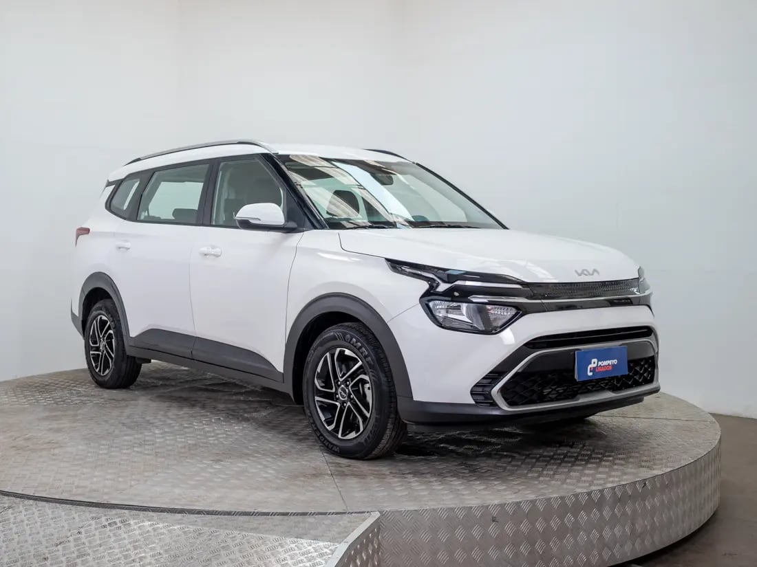 Kia Carens 1.5 T Ex At año 2025