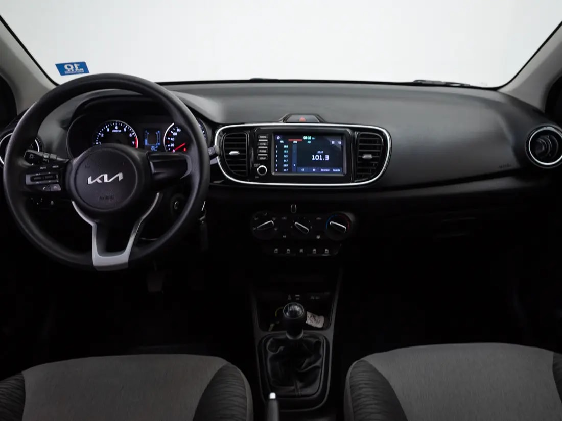 Kia Soluto 1.4 Lx Ac Mt año 2024
