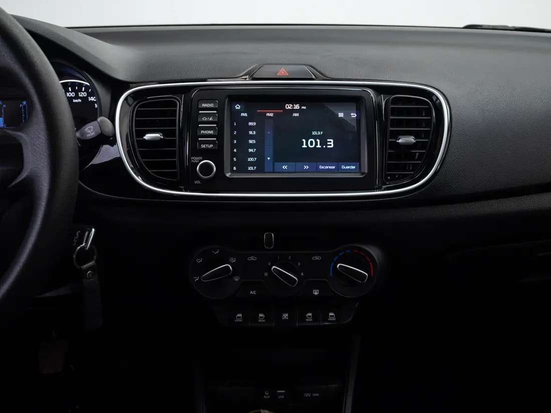 Kia Soluto 1.4 Lx Ac Mt año 2024