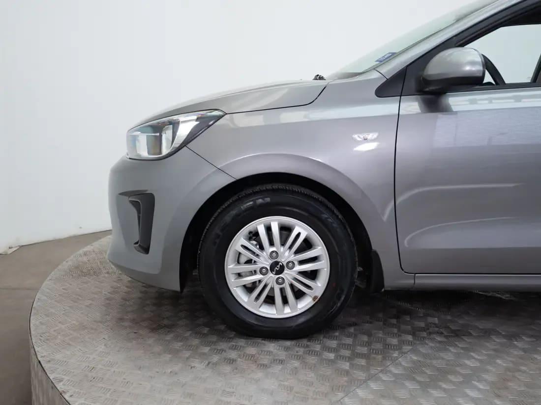 Kia Soluto 1.4 Lx Ac Mt año 2024