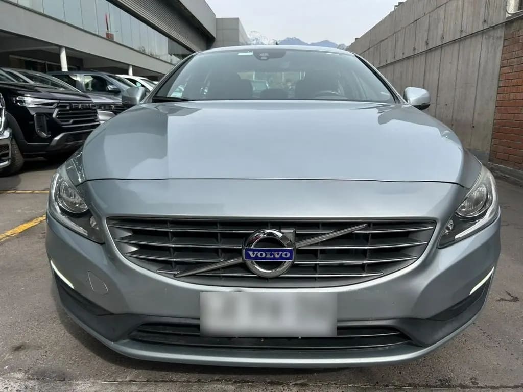 Volvo S60 T3 Comfort At año 2019