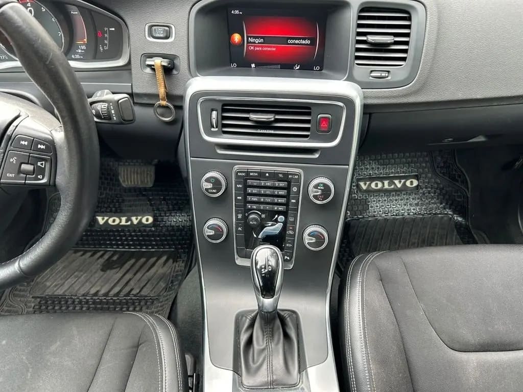 Volvo S60 T3 Comfort At año 2019