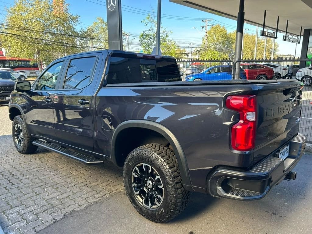 Chevrolet Silverado Zr2 6.2 4x4 At año 2025