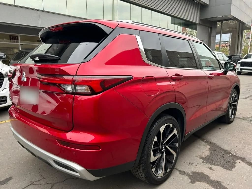Mitsubishi Outlander Glx 2.5 Aut año 2024