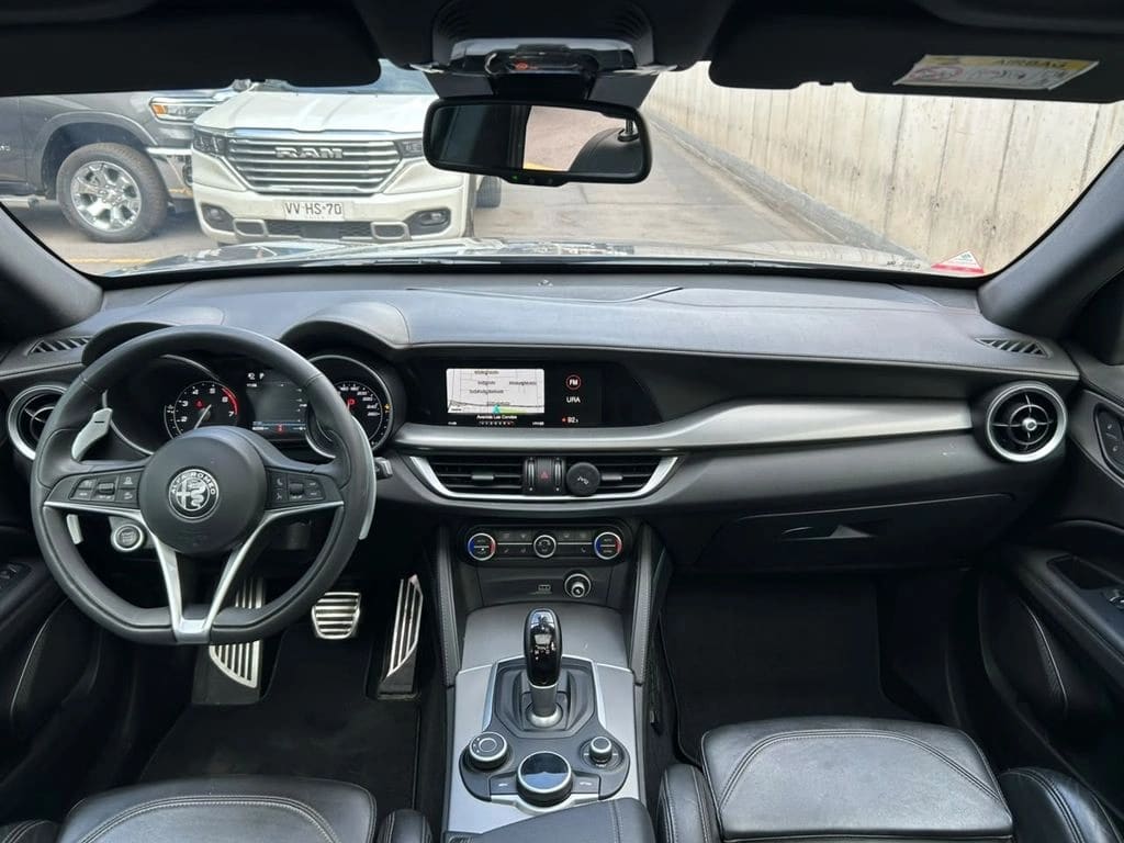 Alfa Romeo Stelvio 2.0 Super 280 Cv 4x4 At 5p año 2020