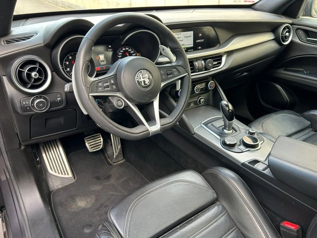 Alfa Romeo Stelvio 2.0 Super 280 Cv 4x4 At 5p año 2020