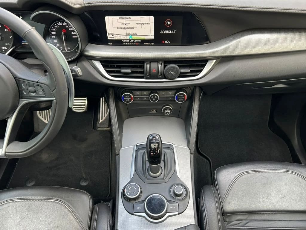 Alfa Romeo Stelvio 2.0 Super 280 Cv 4x4 At 5p año 2020