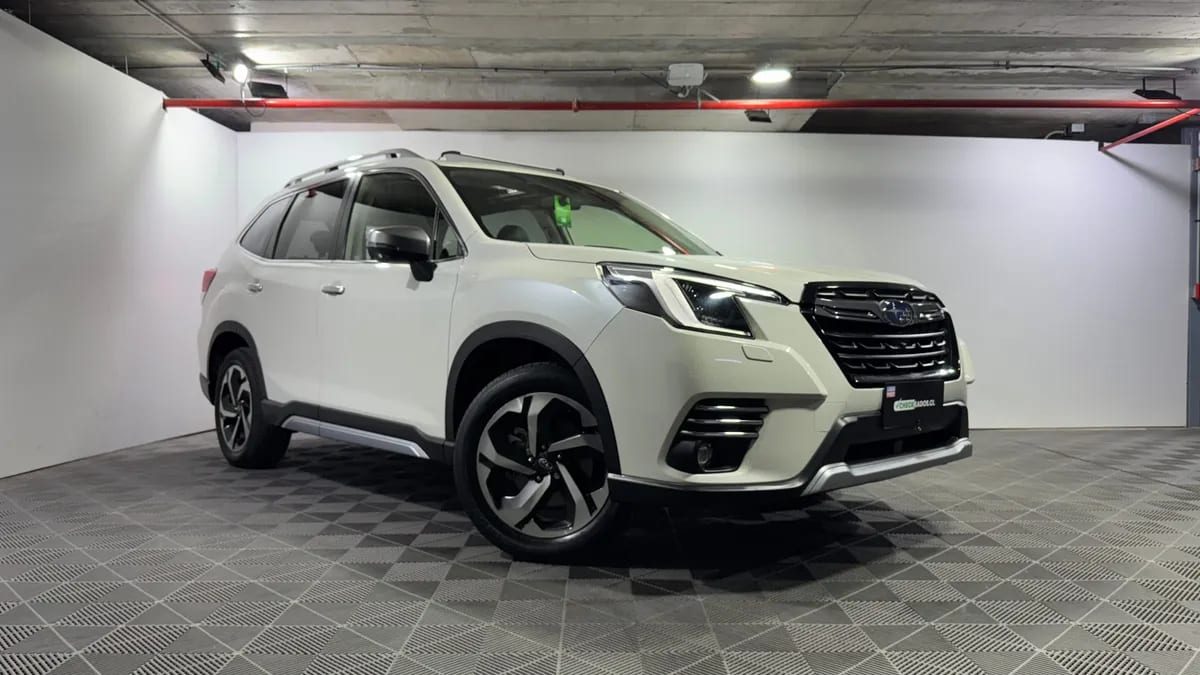 Subaru Forester 2.5 Awd Limited Eyesight Gardx At 4x4 año 2023