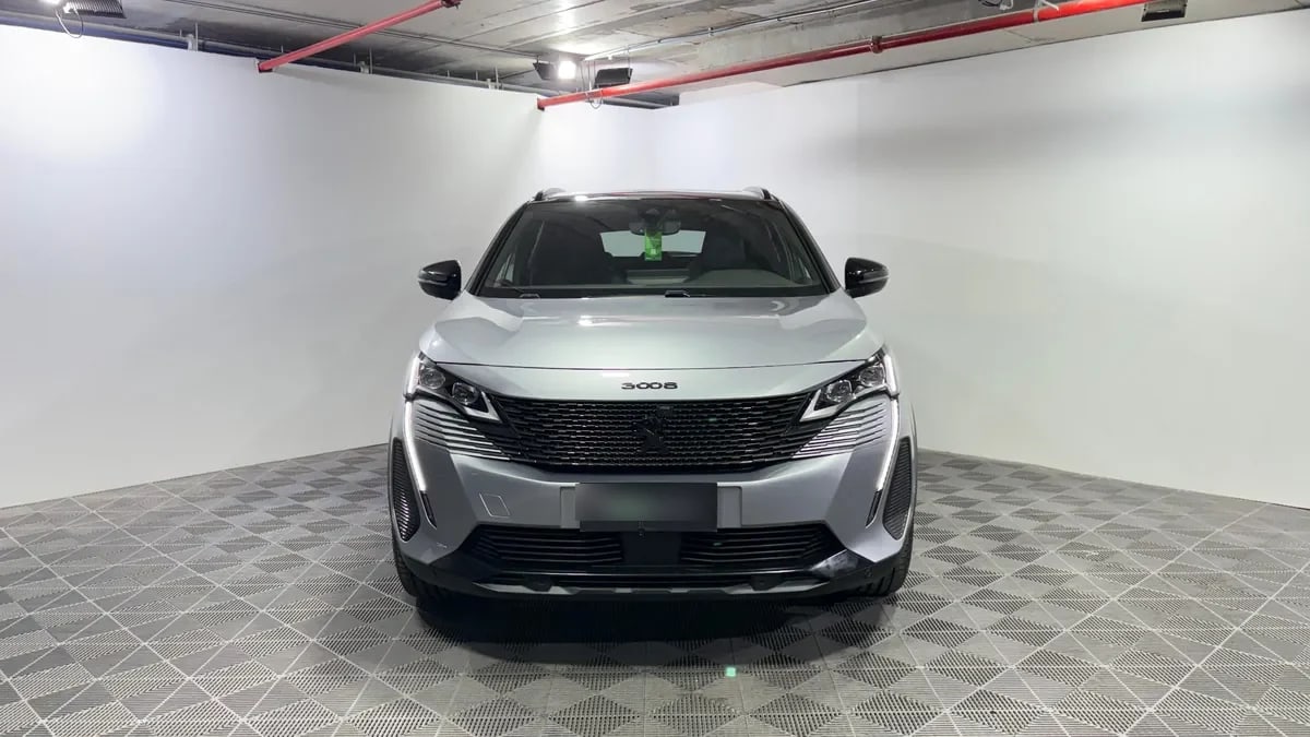 Peugeot 3008 1.6 Gt Black Pack Puretech Eat8 At año 2025