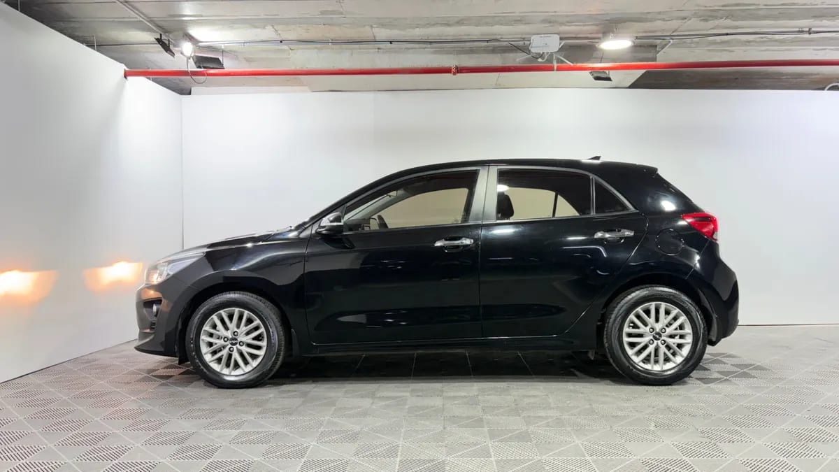 Kia Rio 5 1.4 Ex Full Mt año 2023