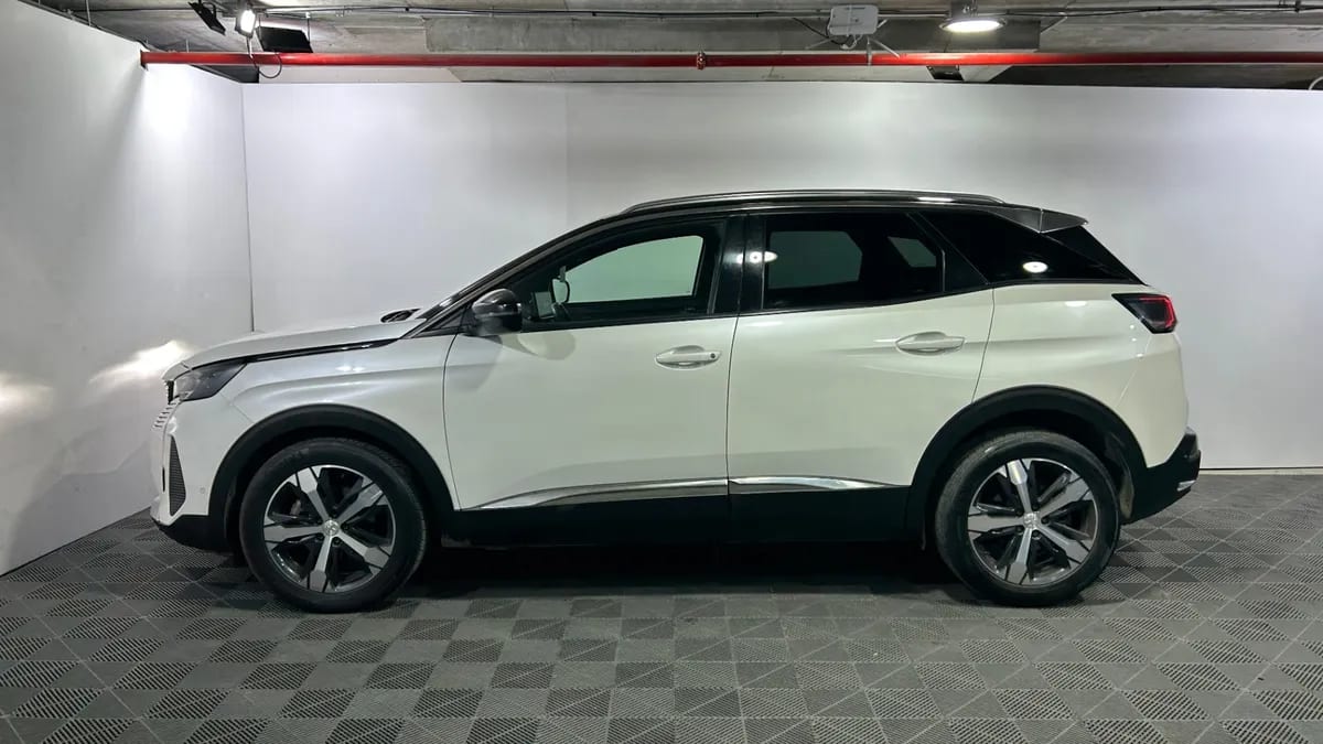 Peugeot 3008 1.5 Allure Pack Bluehdi 130 At Diesel año 2024