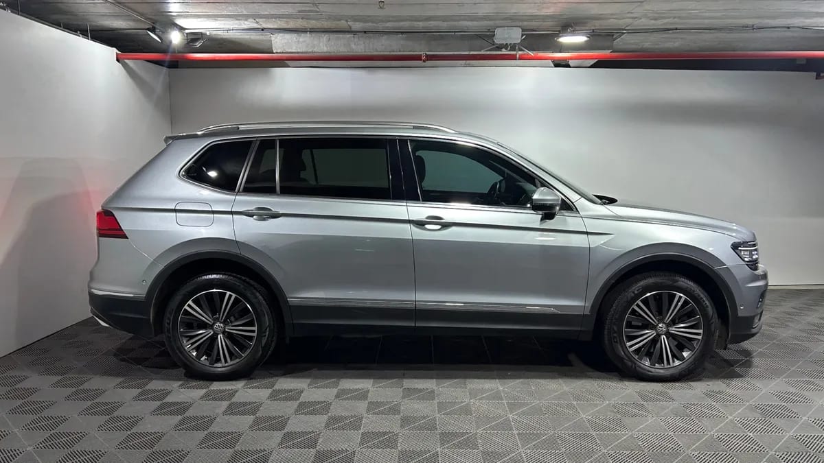 Volkswagen Tiguan 2.0 Tsi Limited At 4x4 año 2020