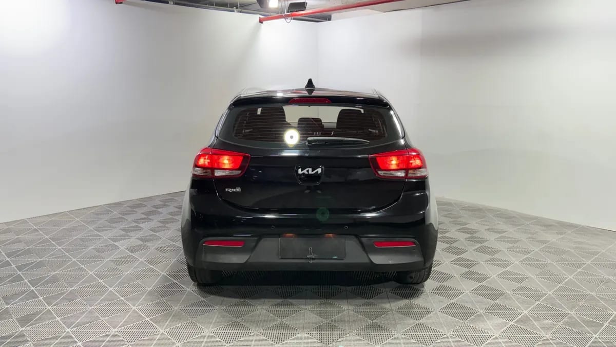 Kia Rio 5 1.4 Ex Full Mt año 2023