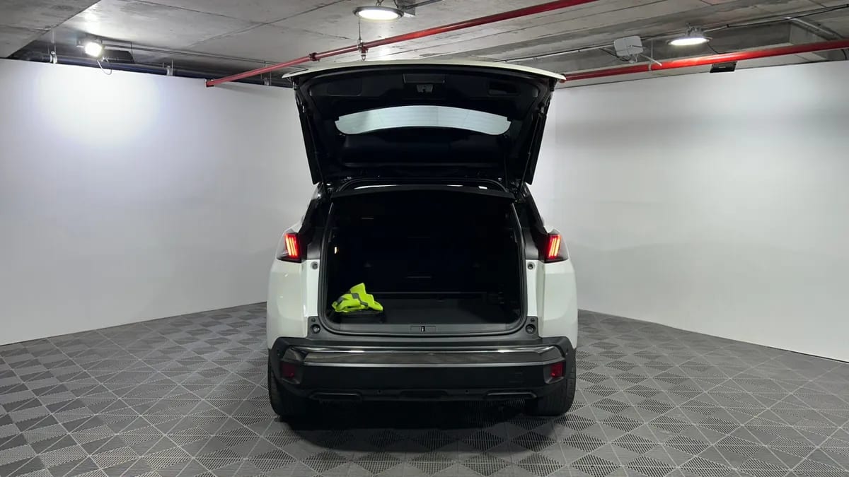 Peugeot 3008 1.5 Allure Pack Bluehdi 130 At Diesel año 2024
